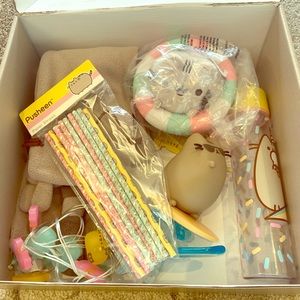 Pusheen Box!